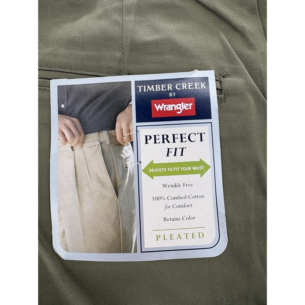 Wrangler Timber Creek Perfect Fit Khaki Pants Mens 38x30 Green Pleated Camp NWT